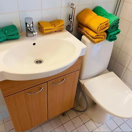 Kotimaailma Helsinki - Valoisa Yksioe Tikkurilan Kupeessa Apartament Vantaa