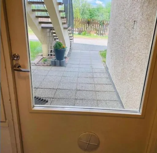 Kotimaailma Helsinki - Valoisa Yksioe Tikkurilan Kupeessa *